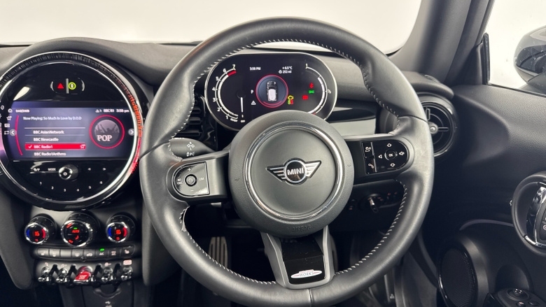 MINI Hatchback 1.5 Cooper Sport 3dr Auto Petrol Hatchback